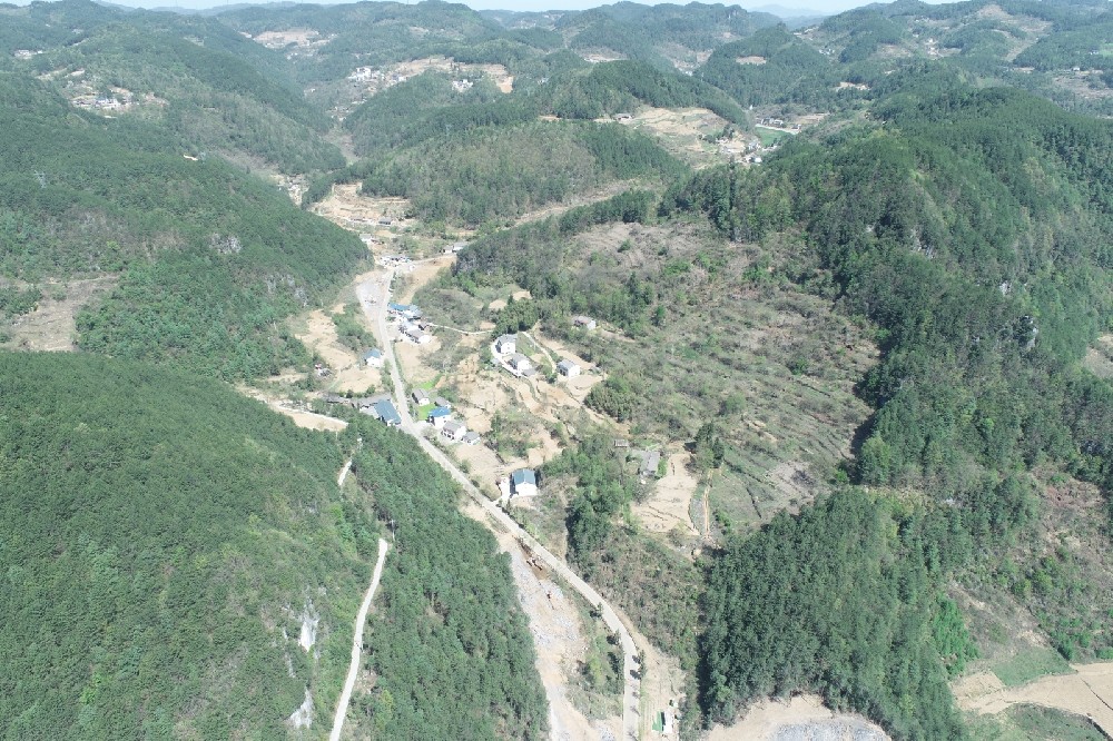 路愈寬，景愈明，可待漫慢行——朝天區(qū)曾家鎮(zhèn)（曾家場鎮(zhèn)至榮樂養(yǎng)生谷）段道路改建工程建設(shè)側(cè)記